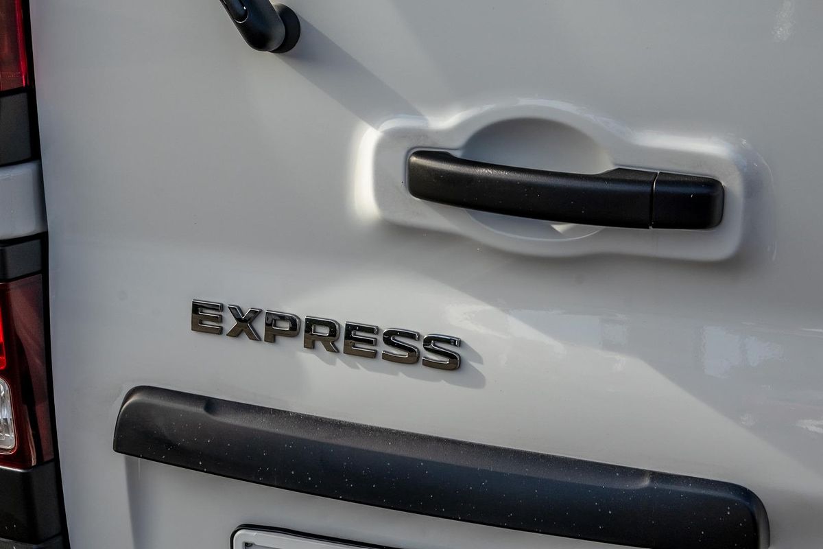 2022 Mitsubishi Express GLX+ SN LWB