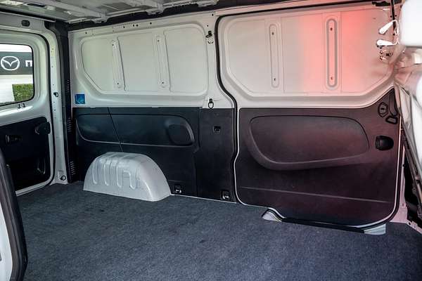 2022 Mitsubishi Express GLX+ SN LWB