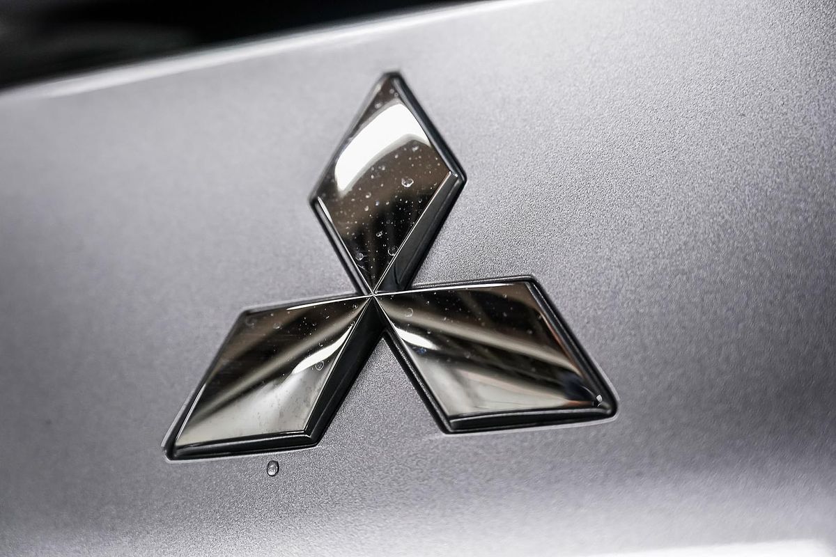 2022 Mitsubishi Eclipse Cross PHEV Exceed YB