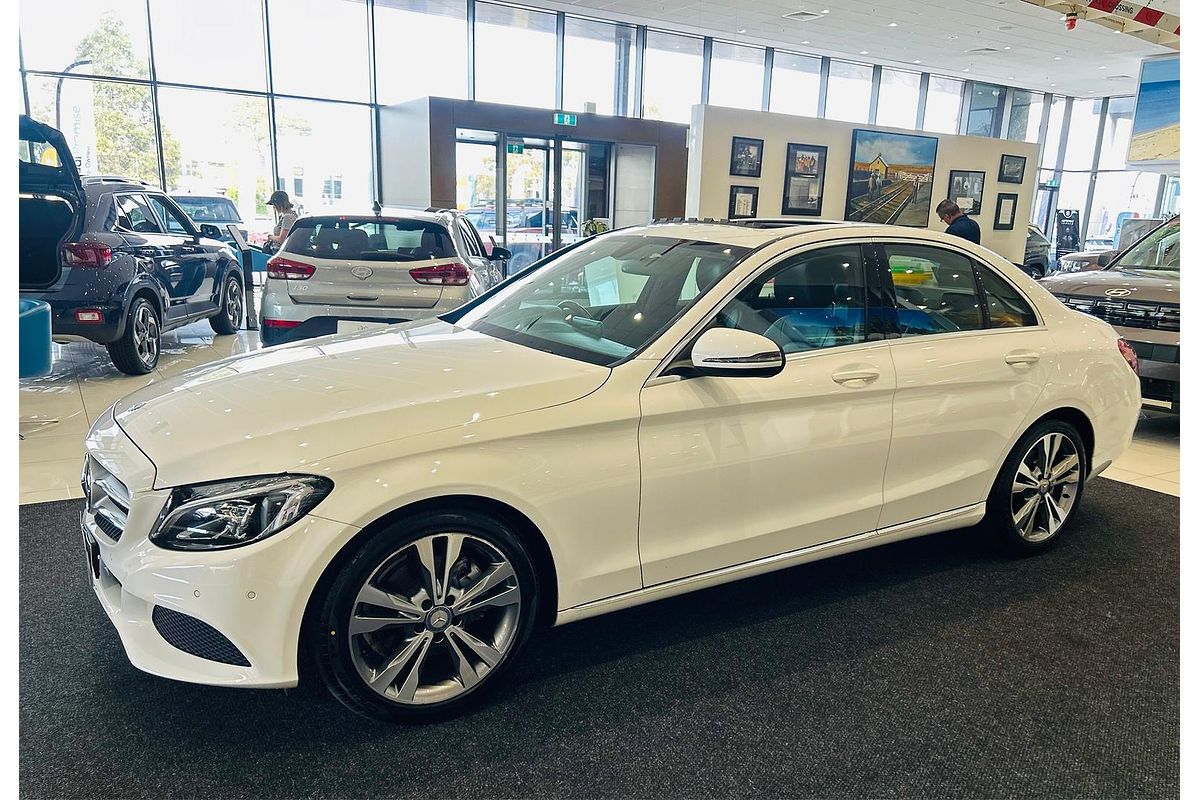 2016 Mercedes-Benz C-Class C200 W205