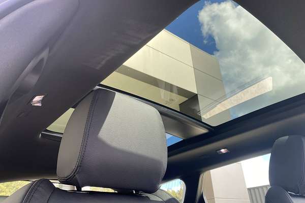 2024 Land Rover Range Rover Evoque P250 Dynamic SE L551