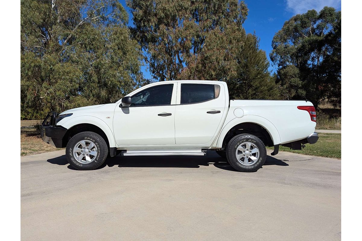 2017 Mitsubishi Triton GLX+ MQ 4X4