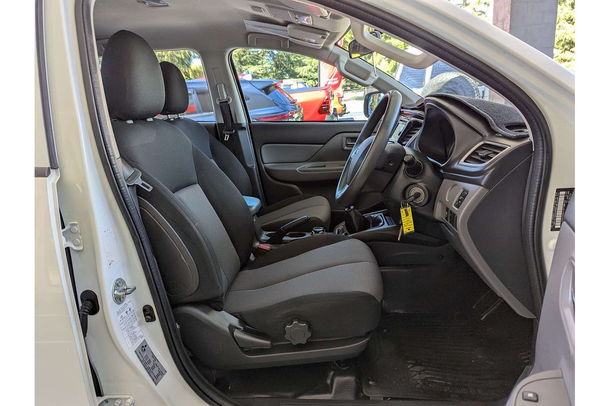 2017 Mitsubishi Triton GLX+ MQ 4X4