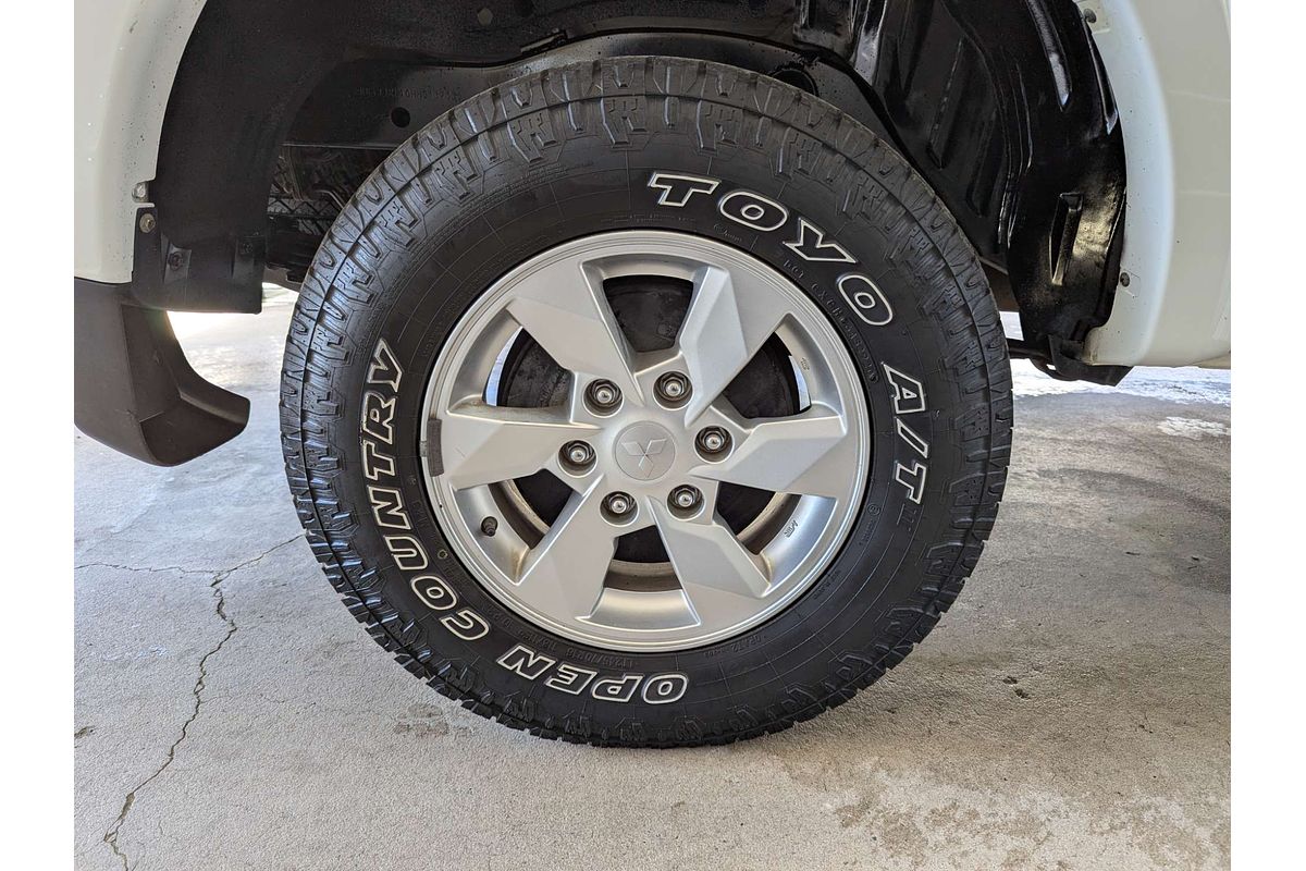 2017 Mitsubishi Triton GLX+ MQ 4X4