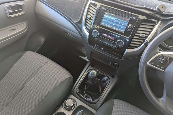 2017 Mitsubishi Triton GLX+ MQ 4X4