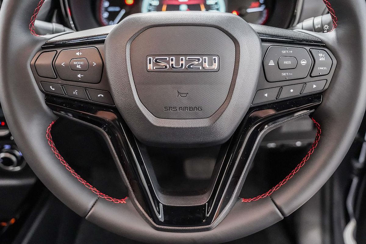 2025 Isuzu D-MAX X-TERRAIN 4X4