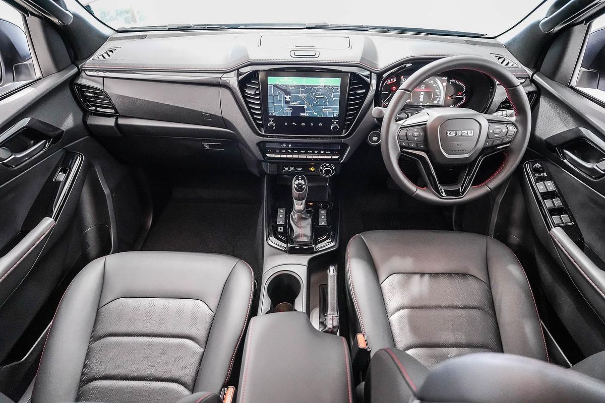 2025 Isuzu D-MAX X-TERRAIN 4X4