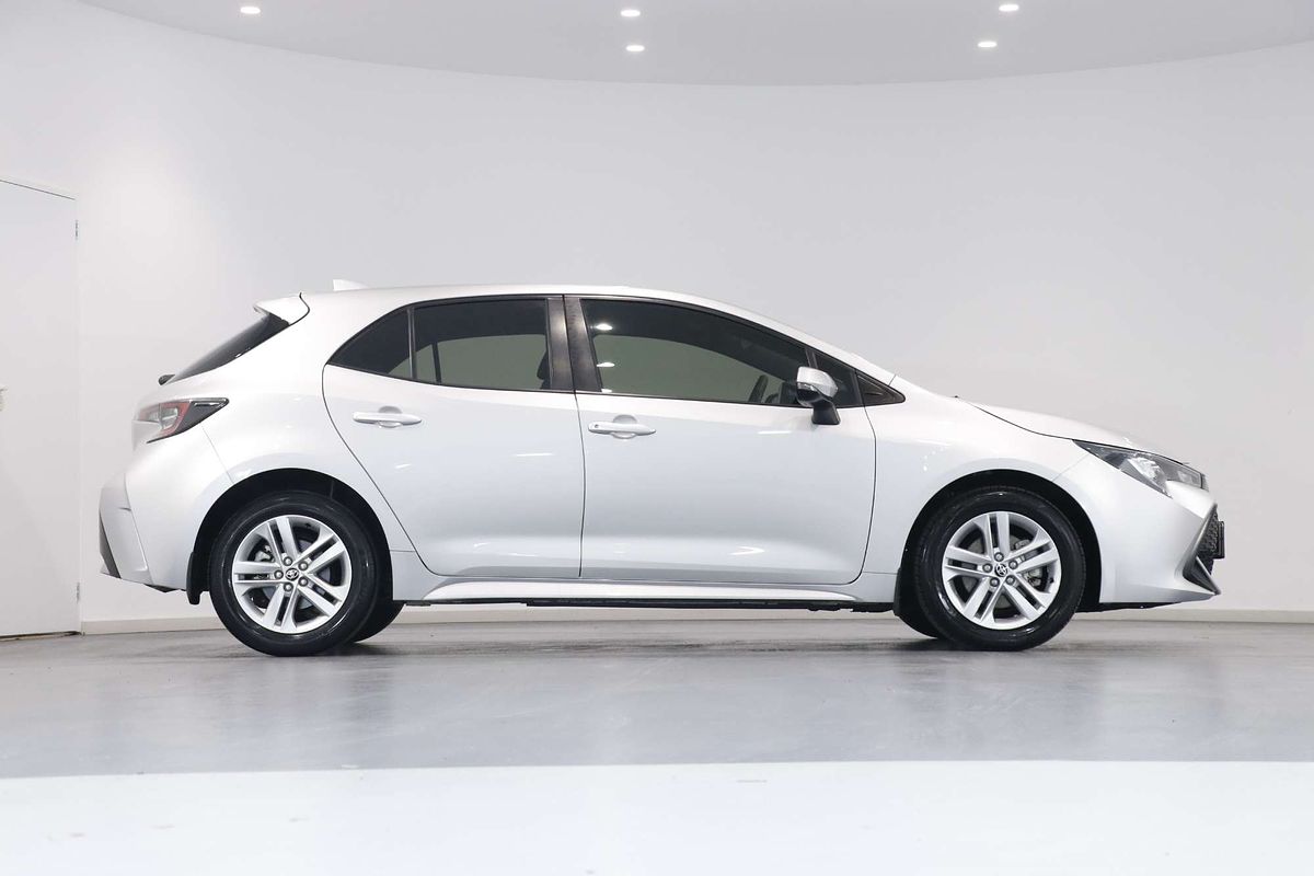 2019 Toyota Corolla Ascent Sport MZEA12R