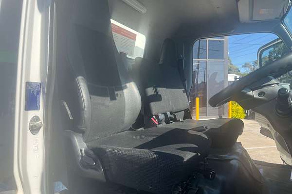2020 Fuso Canter 515 SWB