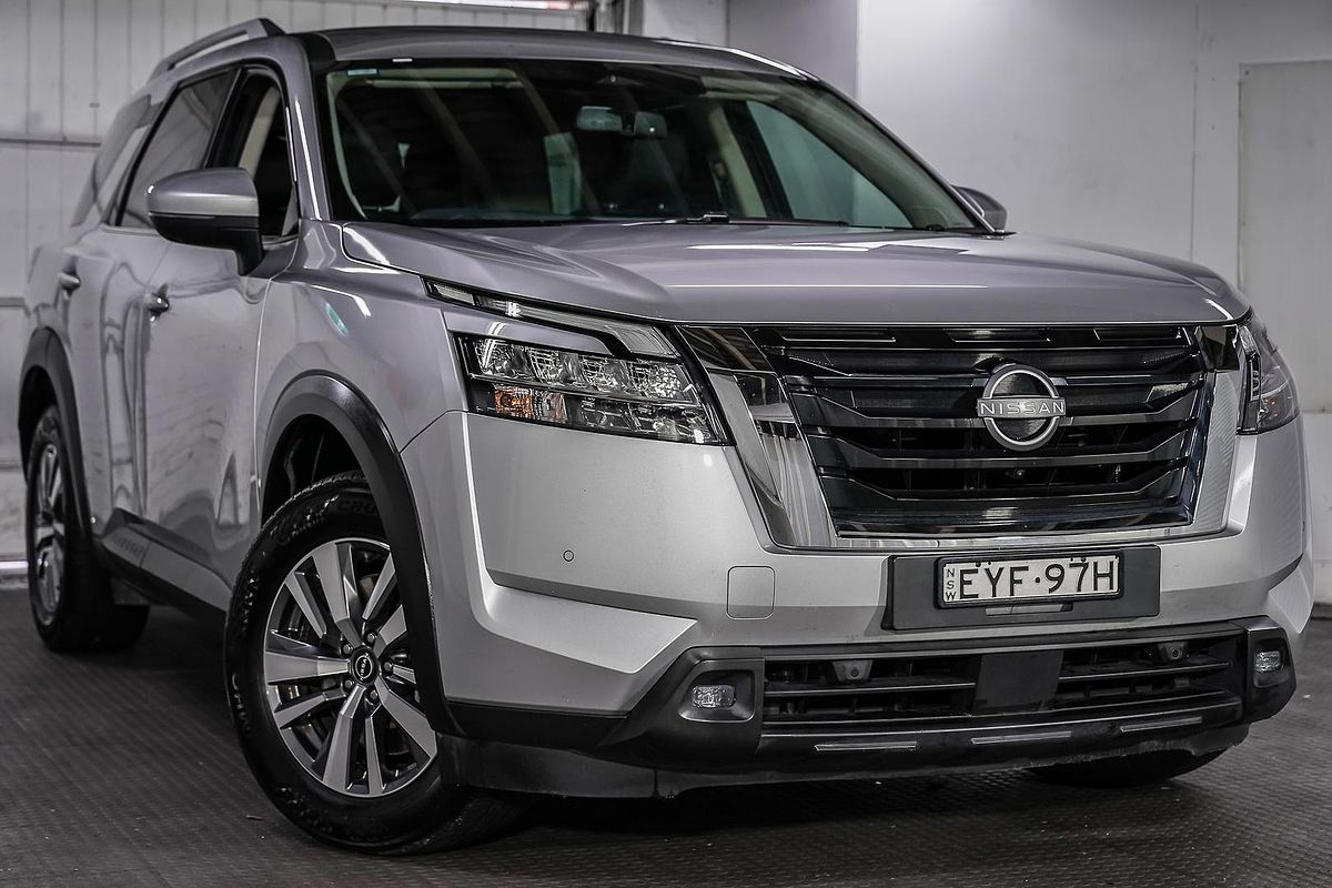 2023 Nissan Pathfinder Ti R53