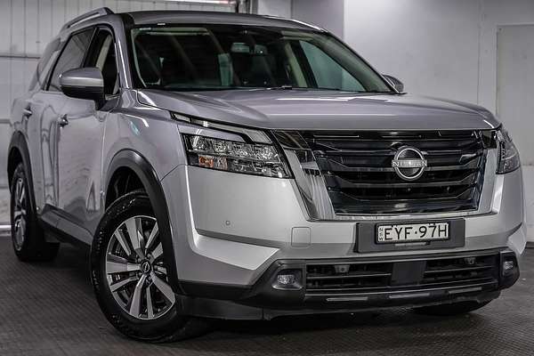 2023 Nissan Pathfinder Ti R53