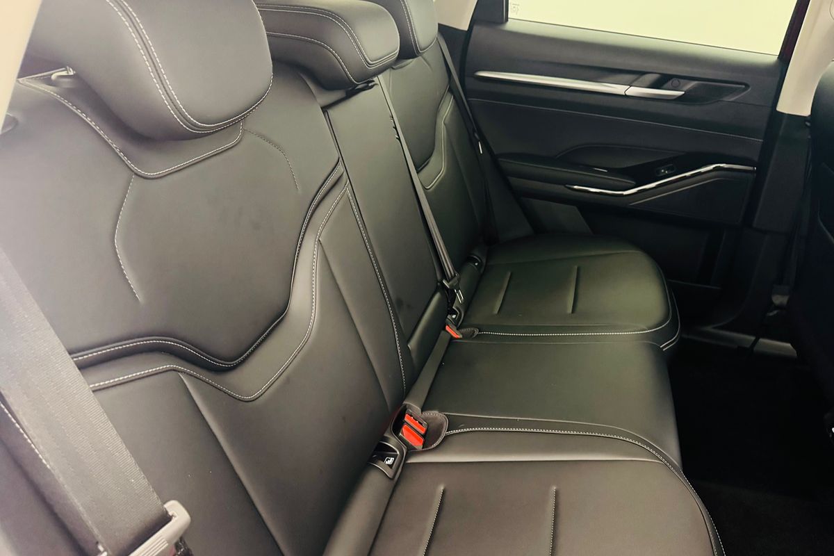 2025 GWM Haval H6 Lux B01