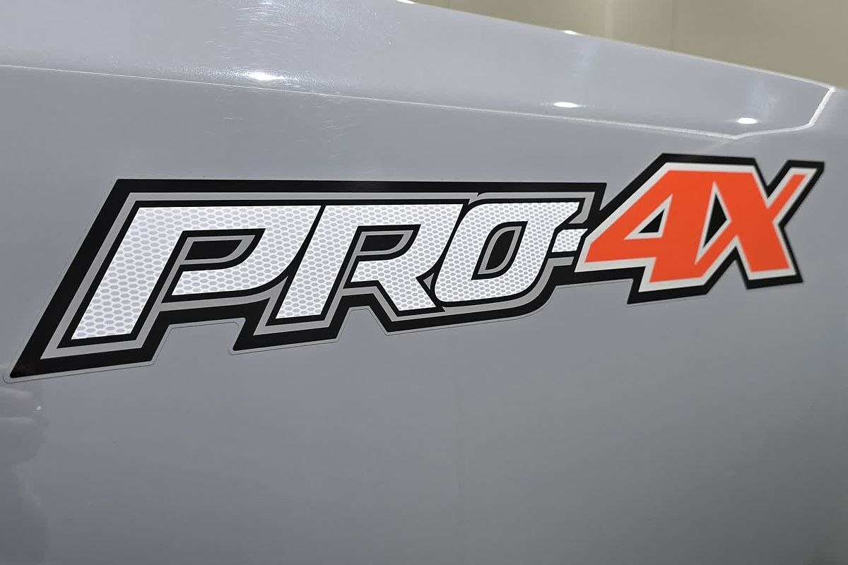 2024 Nissan Navara PRO-4X D23 4X4