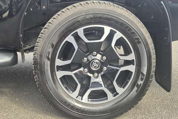 2021 Toyota Hilux SR5 GUN126R 4X4