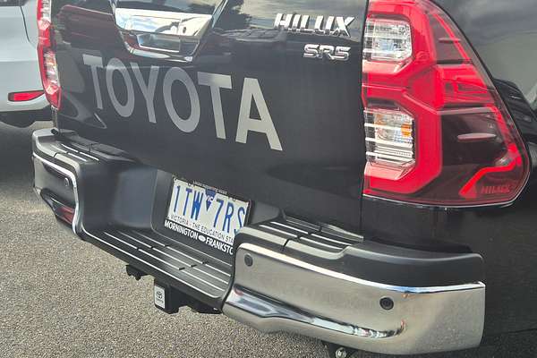 2021 Toyota Hilux SR5 GUN126R 4X4