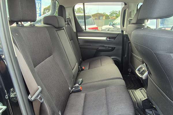 2021 Toyota Hilux SR5 GUN126R 4X4