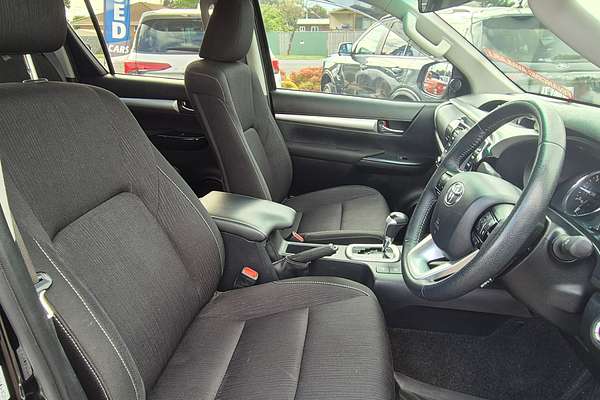 2021 Toyota Hilux SR5 GUN126R 4X4