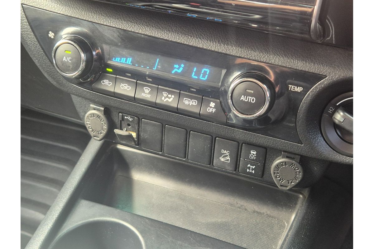 2021 Toyota Hilux SR5 GUN126R 4X4