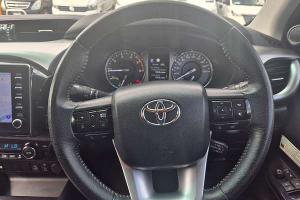 2021 Toyota Hilux SR5 GUN126R 4X4