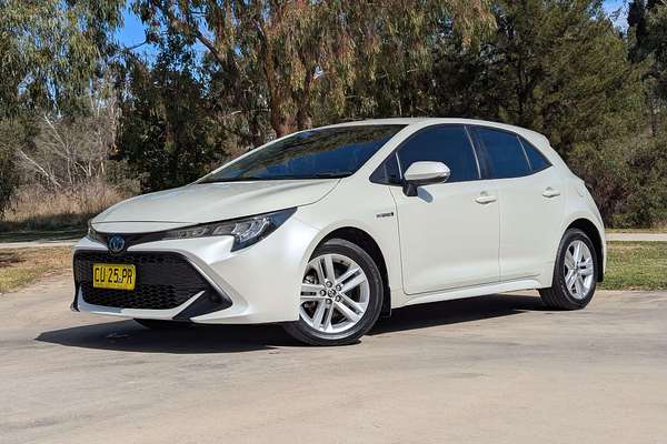2019 Toyota Corolla Ascent Sport Hybrid ZWE211R
