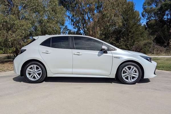 2019 Toyota Corolla Ascent Sport Hybrid ZWE211R