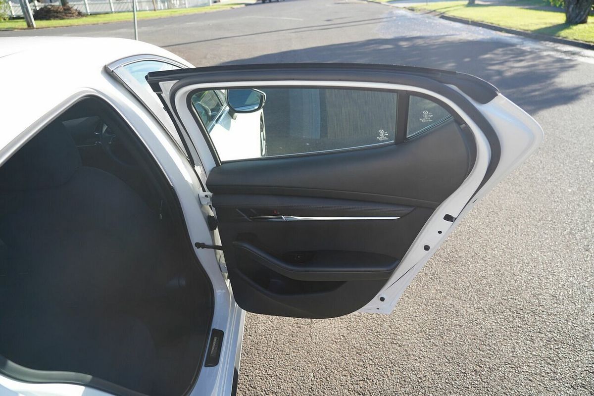 2024 Mazda 3 G20 Evolve 300Q