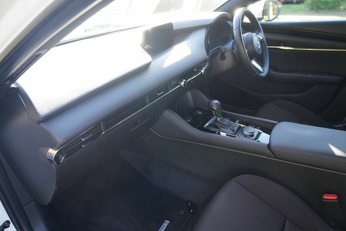 2024 Mazda 3 G20 Evolve 300Q