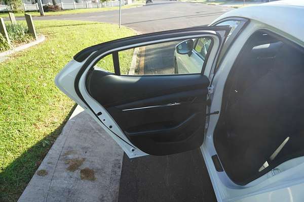 2024 Mazda 3 G20 Evolve 300Q