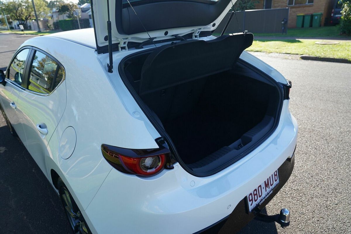 2024 Mazda 3 G20 Evolve 300Q
