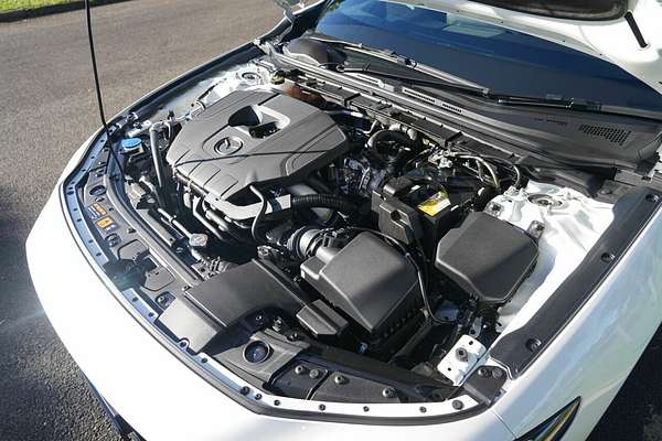 2024 Mazda 3 G20 Evolve 300Q