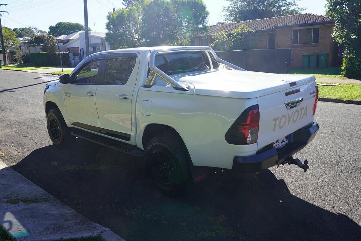 2017 Toyota Hilux SR5 (4x4) GUN126R 4X4