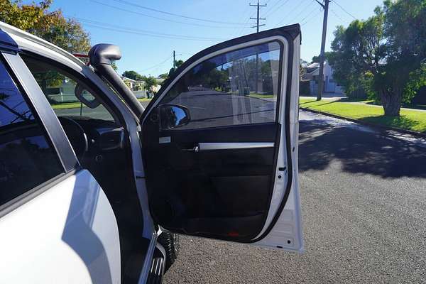 2017 Toyota Hilux SR5 (4x4) GUN126R 4X4
