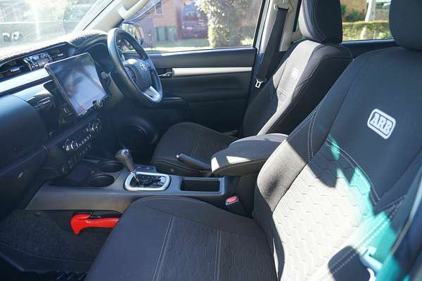 2017 Toyota Hilux SR5 (4x4) GUN126R 4X4