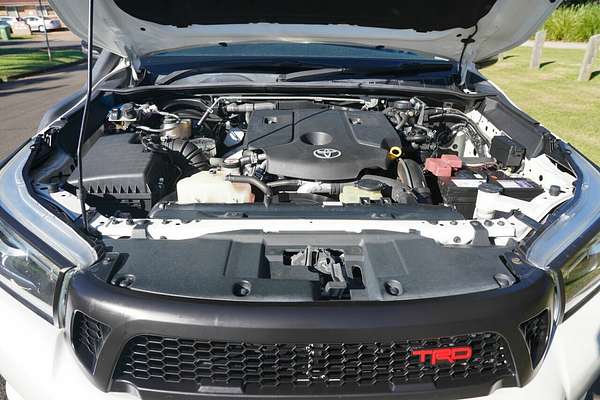 2017 Toyota Hilux SR5 (4x4) GUN126R 4X4