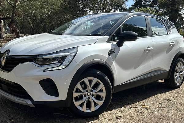 2022 Renault Captur Zen XJB