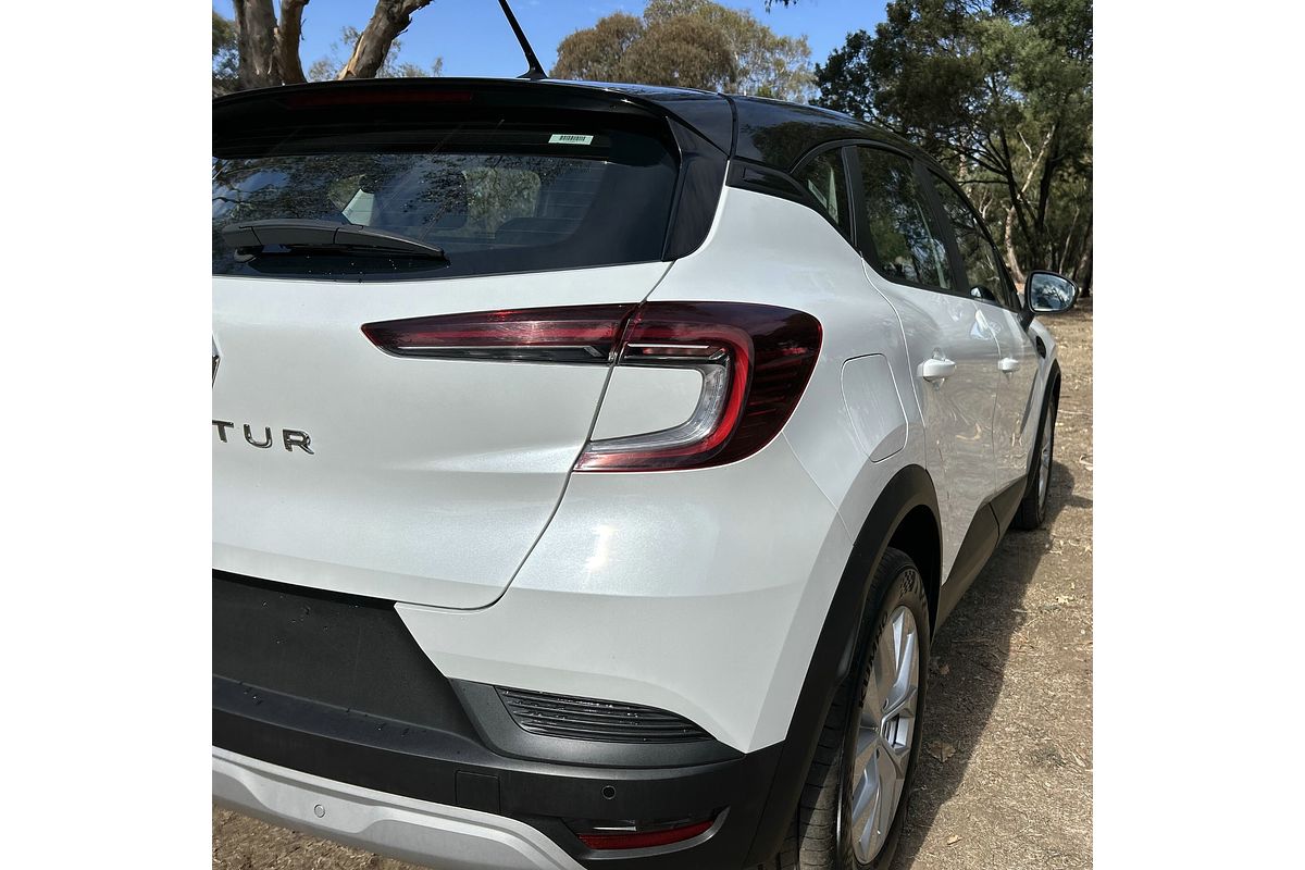 2022 Renault Captur Zen XJB