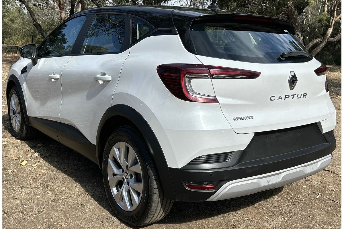 2022 Renault Captur Zen XJB