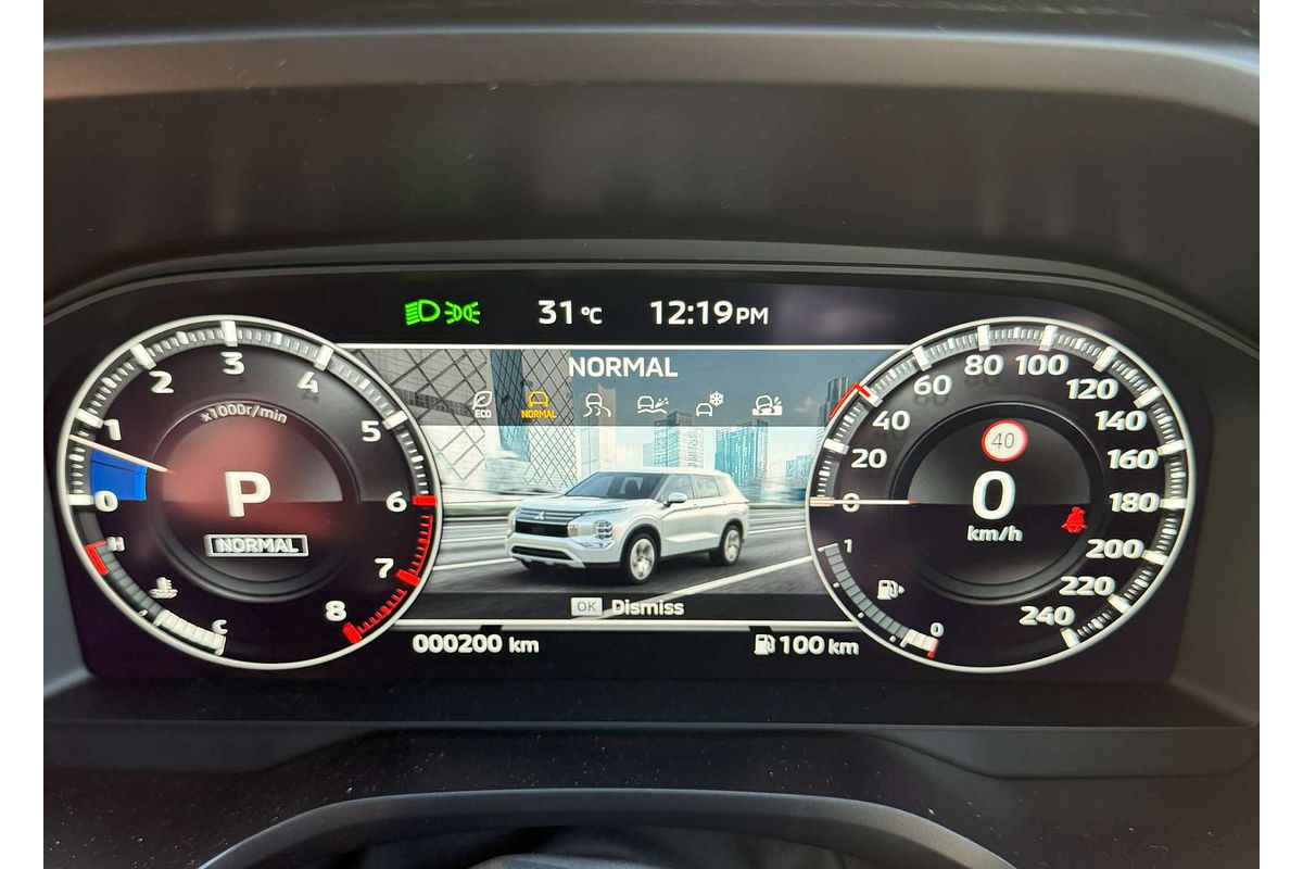2024 Mitsubishi Outlander Exceed Tourer ZM