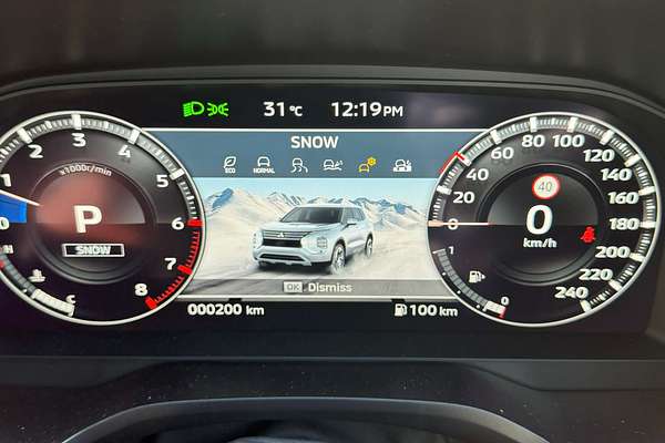 2024 Mitsubishi Outlander Exceed Tourer ZM