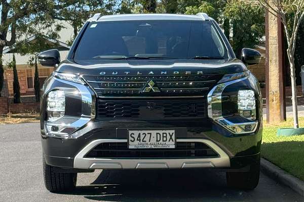 2024 Mitsubishi Outlander Exceed Tourer ZM
