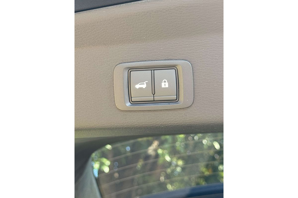 2024 Mitsubishi Outlander Exceed Tourer ZM