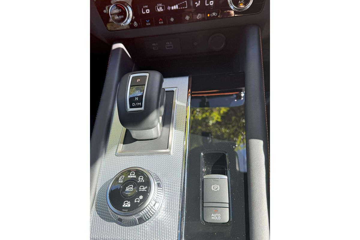 2024 Mitsubishi Outlander Exceed Tourer ZM