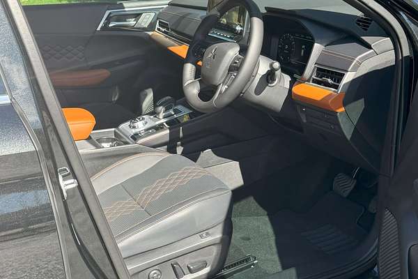 2024 Mitsubishi Outlander Exceed Tourer ZM