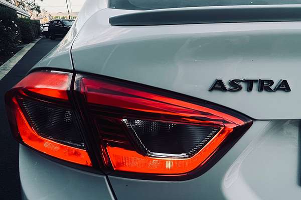 2017 Holden Astra LT BL