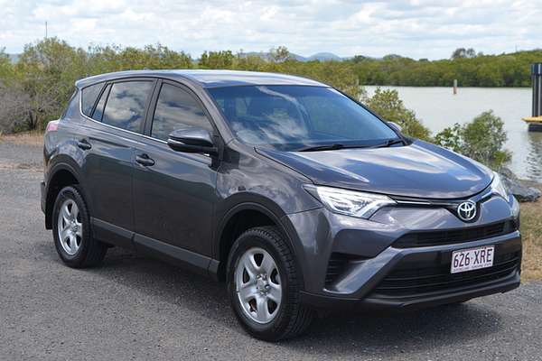 2017 Toyota RAV4 GX ZSA42R
