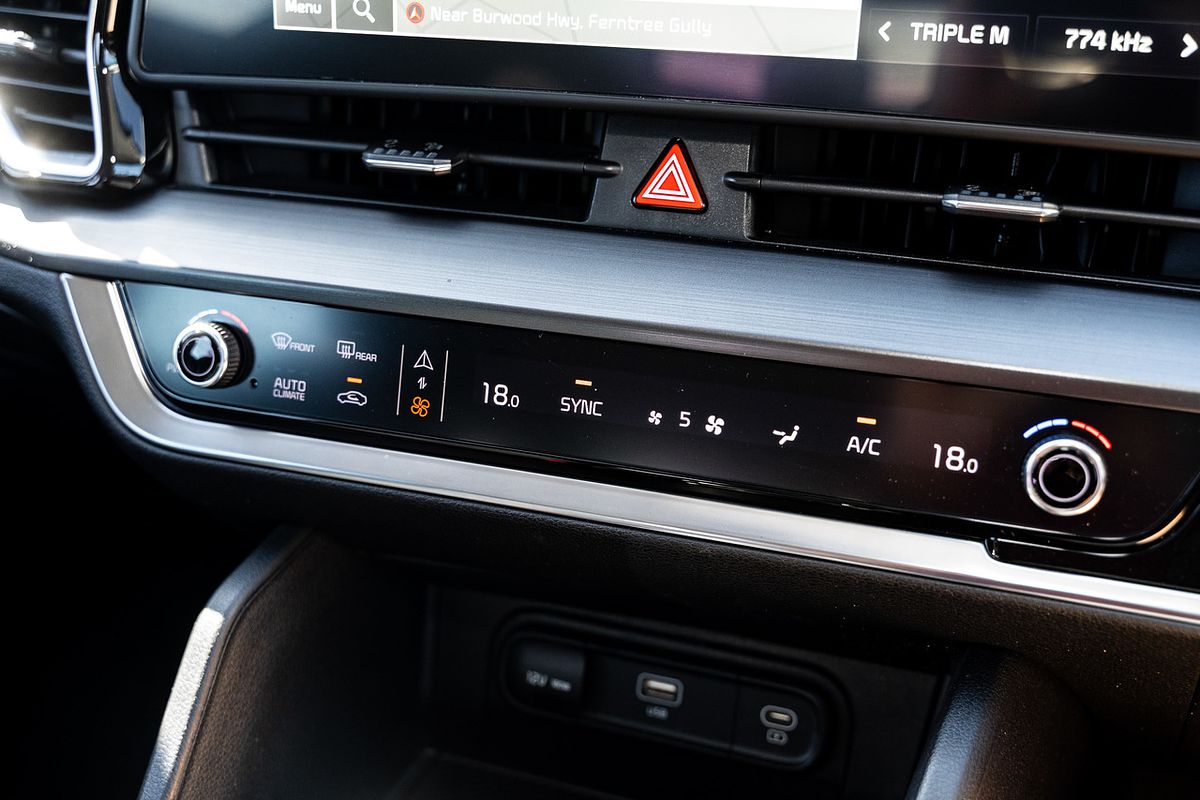2022 Kia Sportage SX NQ5