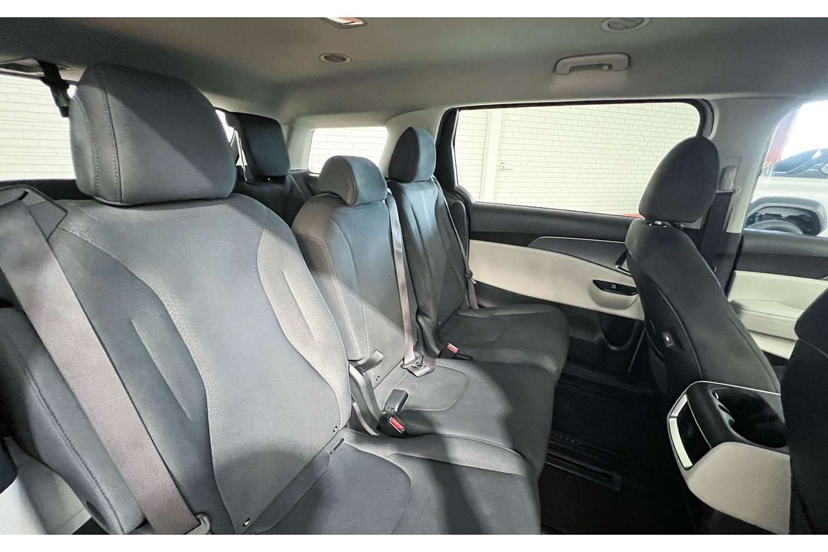 2023 Kia Carnival S KA4