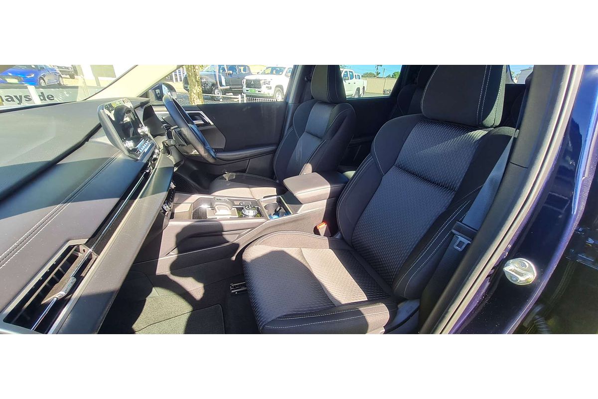 2023 Mitsubishi Outlander LS ZM