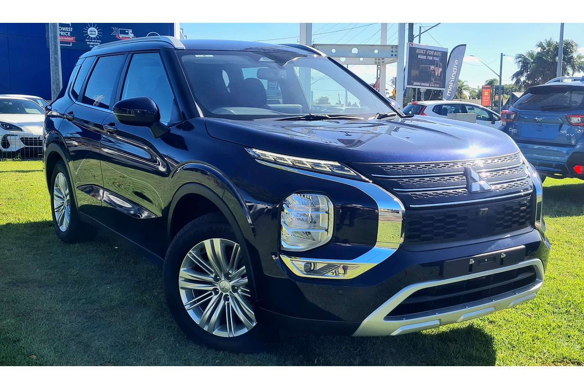 2023 Mitsubishi Outlander LS ZM