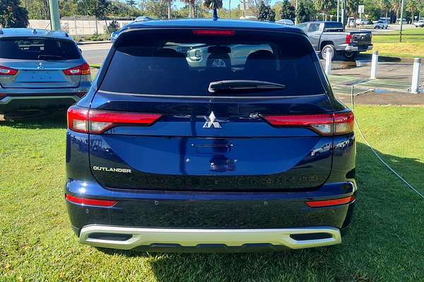 2023 Mitsubishi Outlander LS ZM
